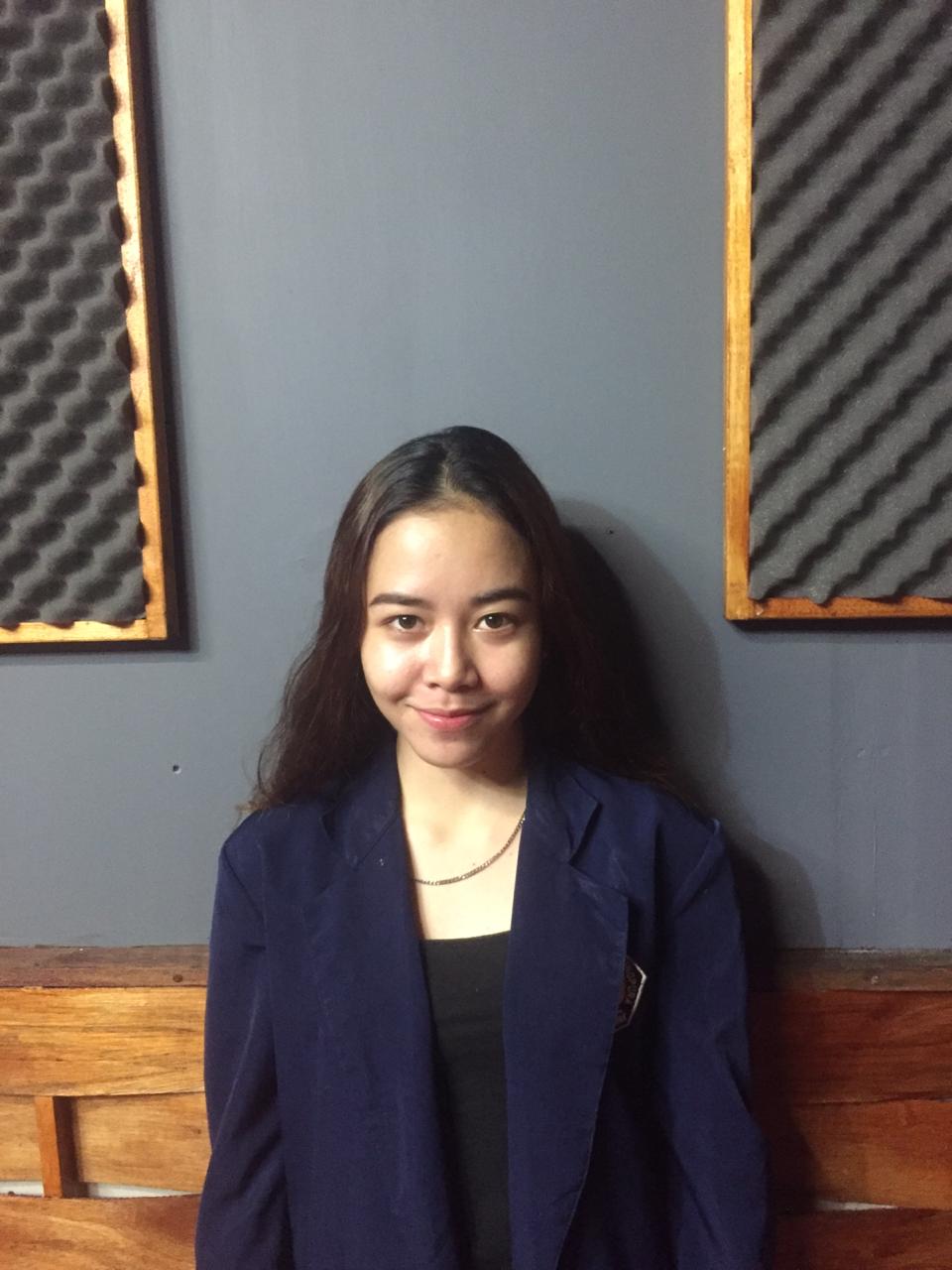 Foto Rindia Augrelia Safira 2 b8ee71a9